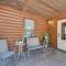 Broken Bow Cabin with Hot Tub and Fire Pit, Near Lake!