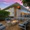 Tropical Oasis 809