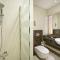 Al Khoory Executive Hotel, Al Wasl