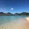 One Life vue Lagon