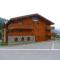 Appartement Duplex 10-12 pers. à 20m des pistes avec sauna, wifi et proche commerces - FR-1-508-75