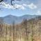 Stunning Maggie Valley Getaway with Decks, Fire Pit!