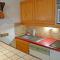 2 pièces cabine lumineux, proche centre Samoëns, animaux acceptés, parking, balcon - FR-1-629-22