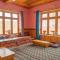Black Top Border Homestay