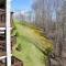 Cozy Mountain Getaway! Mountain views! 2 bed, 2 bath, Sleeps 6