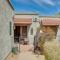 Carefree Home Pool Access and Mountain Views!