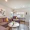 Fire Pit and Shuffleboard Suburban Denver Home - دنفر