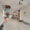 Fire Pit and Shuffleboard Suburban Denver Home - دنفر