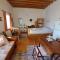 Omorfo House