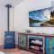 Fairy Tale 13-acre Sunset Villa at Windy Gap Valley near Yosemite