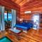 Eco-Lodge Bocas Coral Reef - Over water villa & birds house