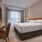 Home2 Suites By Hilton Wuhan Hankou Railway Station - Wuhan