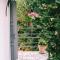 Rustic Rose - Private Premium house
