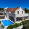 Villa Anouk