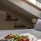 Leonis Restaurant & Rooms
