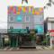 Urbanview Hotel Syariah Near Gelora Delta Sidoarjo