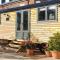 Pass the Keys Whitstable Shepherds Hut minutes from the Harbour