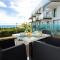 Green Bay Seafront Apartment