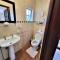 Guesthouse Private Room with Garden and Pool - Gaborone