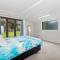 Retreat at Tapeka Point - Russell Holiday Home