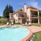 8 Acre Luxury vineyard villa, pool, 2 hot tubs - Dayton