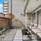 Livestay-Knightsbridge Mews House with Private Parking and Private Patio - Londyn