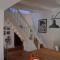 Petite France:luxury thatched 4BRcottage with pool