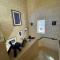 Dar Dragun: luxury 3BR bright spacious house & pool