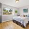 A Peaceful Suite Stay - Brentwood Bay