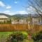 A Peaceful Suite Stay - Brentwood Bay