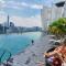 Regalia Suites KLCC View Rooftop Infinity Pool by Angkasa Homes - 吉隆坡