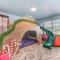 Willy Wonka's Villa Within Minutes of Disney - Davenport