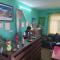 Tashidelek Guest Lodge & House