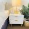 Sophisticated City Retreat with All the Comforts - Wagga Wagga