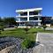 CROWONDER Apartments & Rooms OAZA with heated Swimming Pool and Sauna