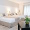 Loi Suites Recoleta Hotel