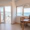 Cozy Corner VS Beachfront