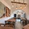 Royal Goddess Guest House, Walled City