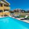pic Villa vacanze con piscina privata (IUN Q6893)