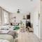 STUDIO FOR CITY EXPLORERS - 3 Min Walk to Station - Londra