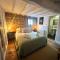 The Lion, Tredington