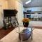 Cozy Balcony apartment in Morningside