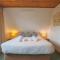 Retreat to Oak Tree Lodge - A Romantic Getaway in Devon's Finlake Resort & Spa - 查德利
