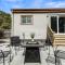 Spacious 3 Bedroom - Sleeps 8 - Central Location
