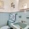 4 Mi to Beaches Pet-Friendly Berlin Home!