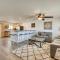 2 Mi to Lake Havasu Home with Patio! 2 Mi to Lake Havasu Home with Patio!