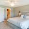 Lakefront Ozark Condo with Spacious Balcony! - 卡姆登顿