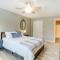 Lakefront Ozark Condo with Spacious Balcony!