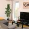 Crayford, Super Cosy 2-Bed Apartment