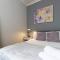 Comfy and homely ideal for families and contractors hosted by Our Home Short Stays fast WiFi and crisp white hotel standard linen - 达灵顿
